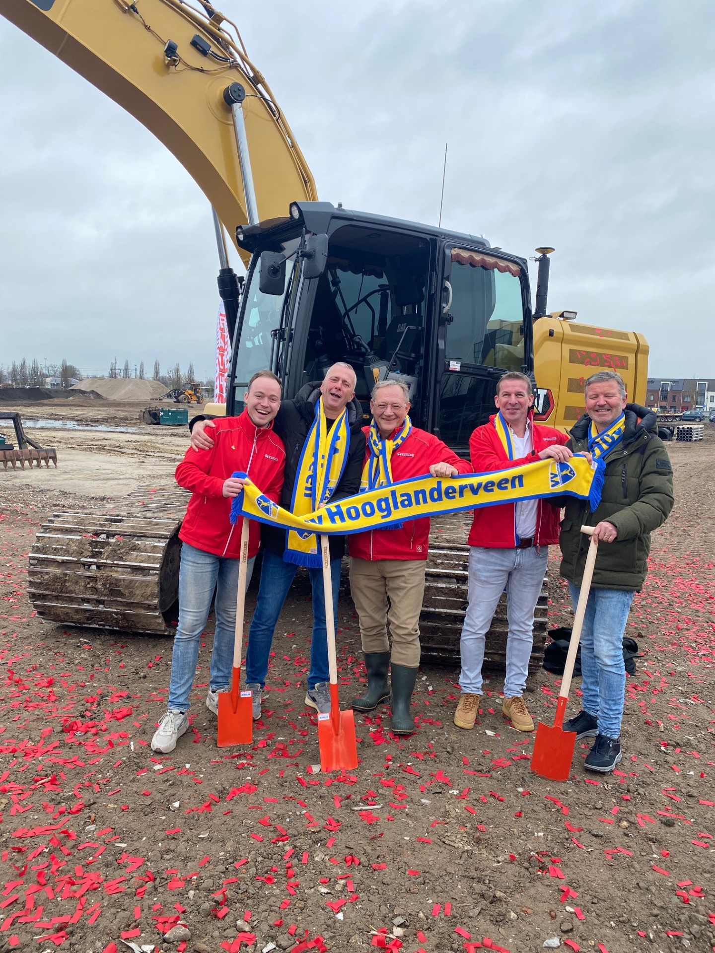 BAUHAUS start bouw in Amersfoort en wordt platina sponsor van VV Hooglanderveen