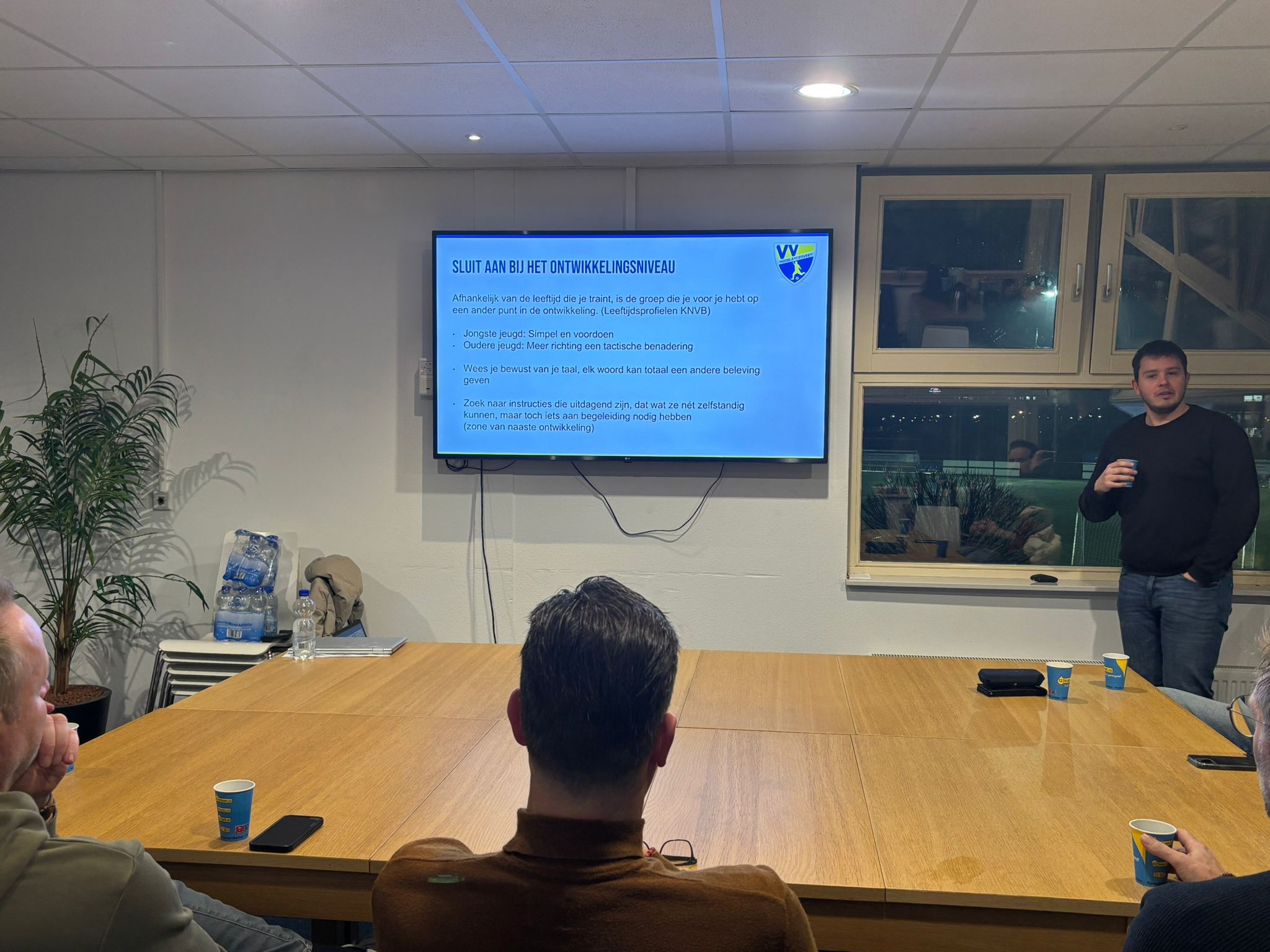 Geslaagde thema-avond Voetbalacademie vv Hooglanderveen